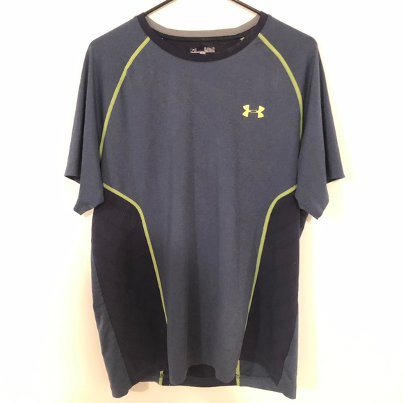 Extra Large Under Armour Athletic Shirt - Picture 1 of 3